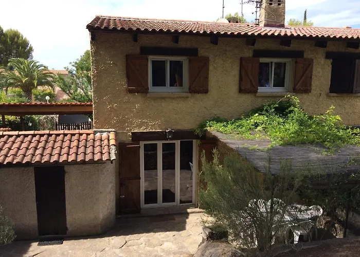 Maison Vacances A La Madrague Saint Cyr Sur Mer